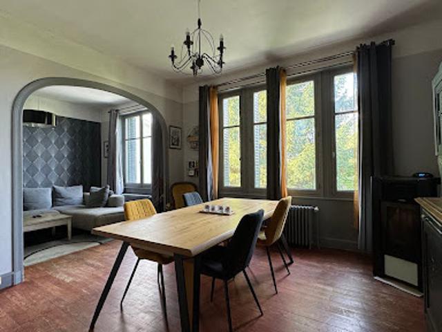 Vente Maison 6 pièces 150 m2 Puy Guillaume