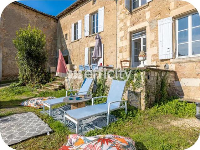 Vente Maison de ville 6 pièces 230 m2 Champdeniers Saint Denis