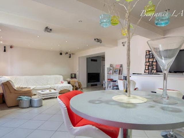Vente Maison de ville 6 pièces 230 m2 Lavardac