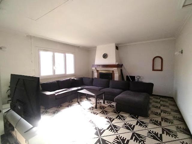 Vente Maison 8 pièces 186 m2 Le Tourne