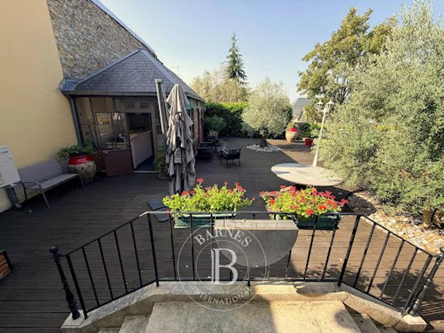 Vente Maison de ville 8 pièces 189.05 m2 Vierzon
