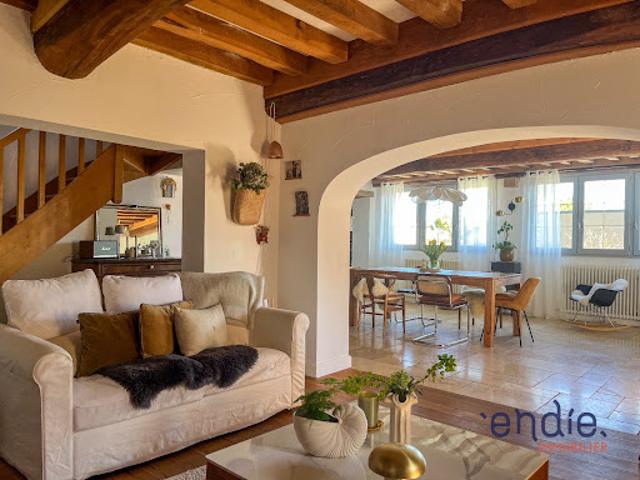 Vente Maison 8 pièces 195 m2 Ladoix Serrigny