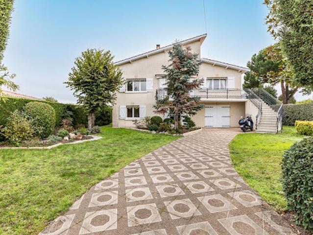 Vente Maison de ville 8 pièces 226 m2 Pessac