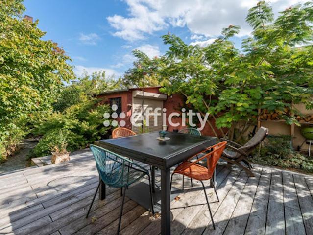 Vente Maison de ville 8 pièces 238.5 m2 Romainville