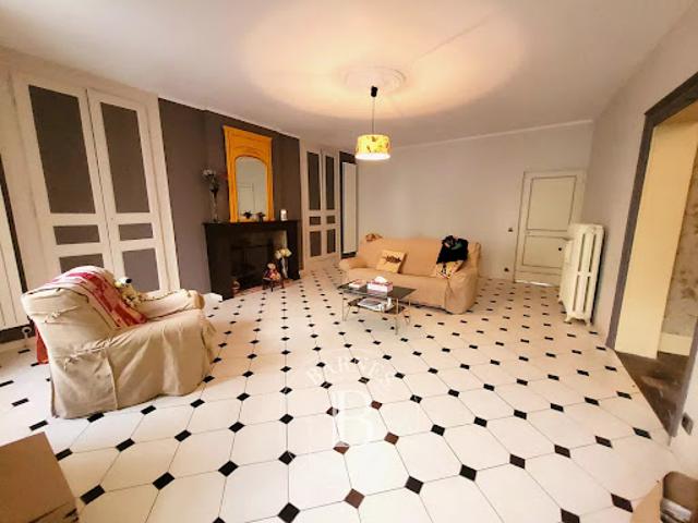 Vente Maison de ville 8 pièces 249 m2 Saint Benoît du Sault