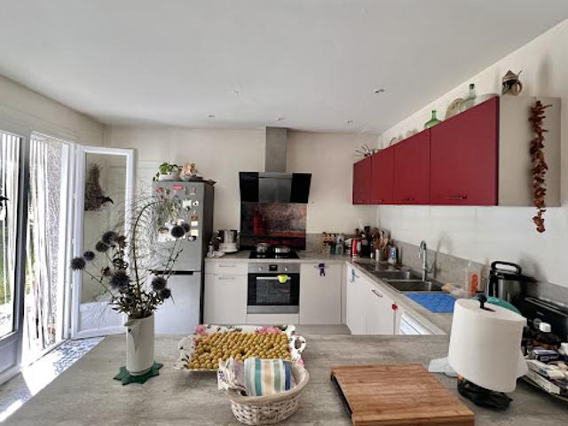 Vente Maison 8 pièces 240 m2 Neuvic