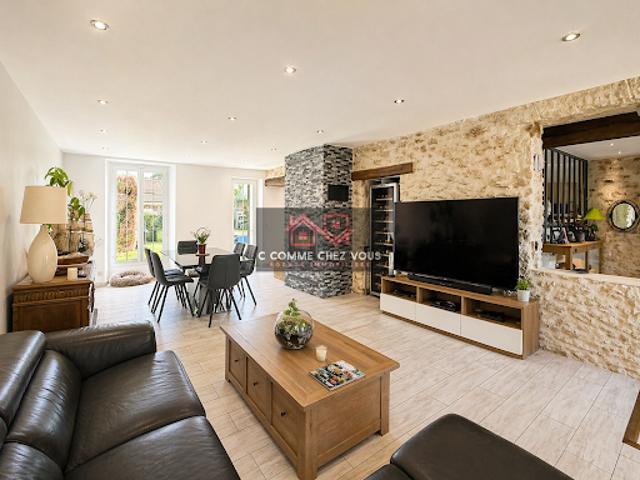 Vente Maison 8 pièces 250 m2 La Houssaye en Brie