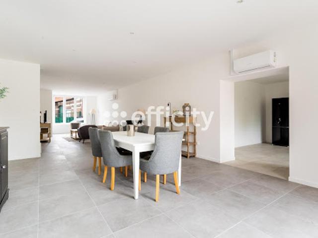 Vente Maison de ville 8 pièces 280 m2 Emmerin