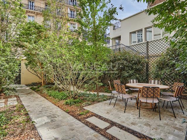 Vente Maison de ville 8 pièces 386 m2 Paris 6ème