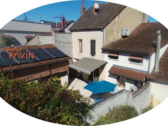 Vente Maison de ville 9 pièces 144 m2 La Guerche sur l'Aubois
