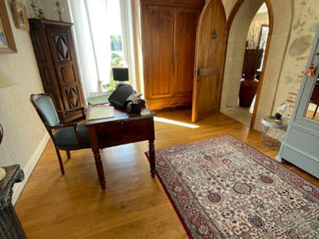 Vente Maison 9 pièces 219 m2 La Celle Dunoise