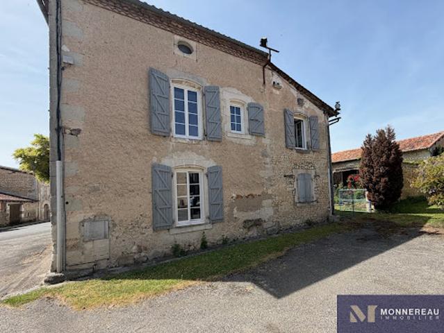 Vente Maison 9 pièces 225 m2 Deviat