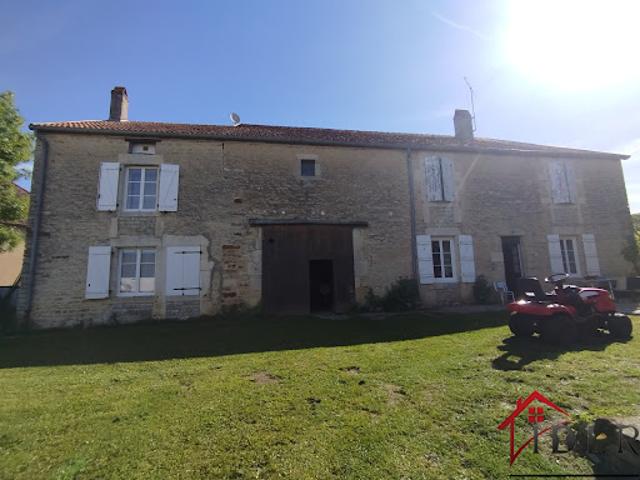 Vente Maison 9 pièces 226 m2 Percey le pautel