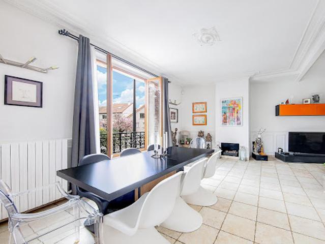 Vente Villa 9 pièces 260 m2 Fontenay sous Bois