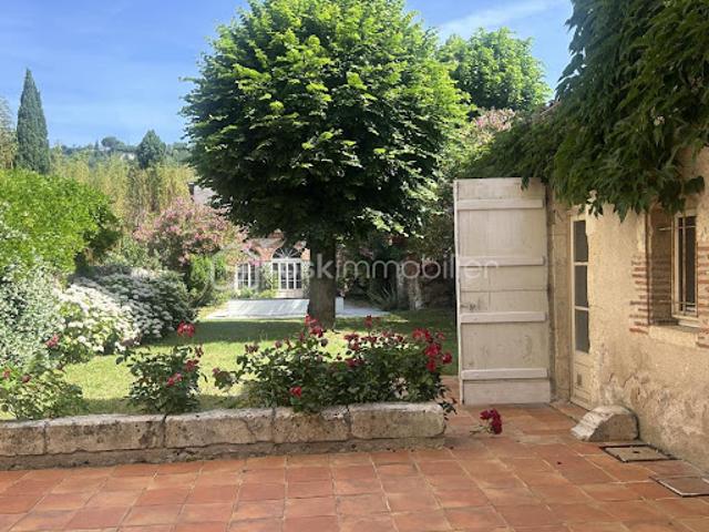 Vente Maison de ville 9 pièces 377 m2 Agen