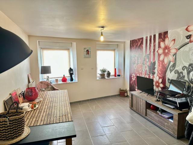 Vente maison de ville mitoyenne, 5 pièces, sur terrain de 2,37 ares SAINTE SUZANNE 25