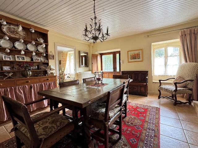 Vente Maison 6 pièces 144 m2 Dégagnac