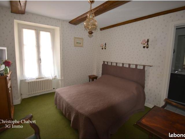 Vente | Maison en pierre | 170 m² | Saint Sauves d'Auvergne