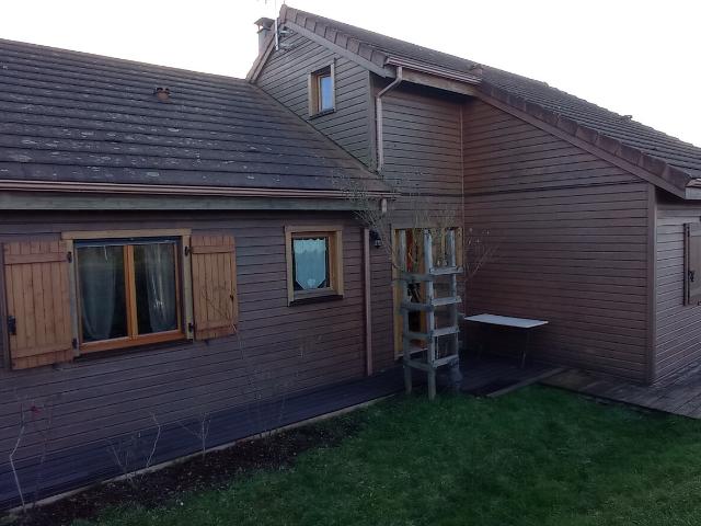 A vendre communes de Lignerolles: Coup de Coeur assuré Maison ossature bois écologique avec vue exceptionnelle sur la vallée du cher !