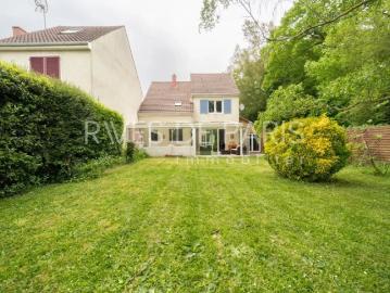 Vente Maison familiale 5 PIECES avec véranda – 122m2 + 25m2 – terrain de 449m2