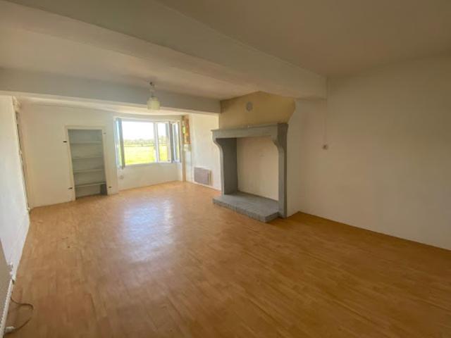 Vente Maison 2 pièces 55.8 m2 Monceaux le Comte