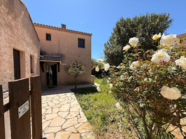 Vente Maison 3 pièces 71 m2 Hyeres