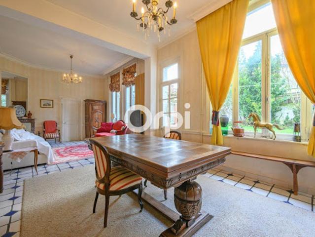 Vente Maison individuelle 9 pièces 232 m2 Douai