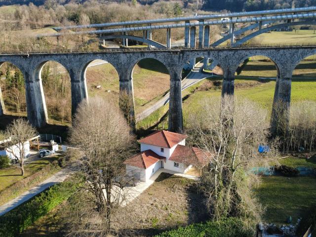 Vente maison neuve à Vif 38450 – Terrain de 1 300 m², garage, terrasse couverte, proche Grenoble