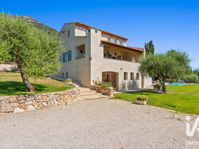 Vente Maison traditionnelle 6 pièces 165m² Saint Jeannet