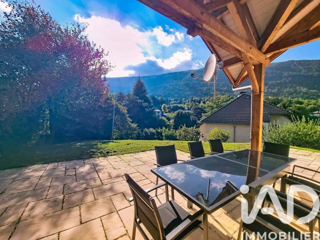Vente Maison traditionnelle 8 pièces 223m² Sévrier
