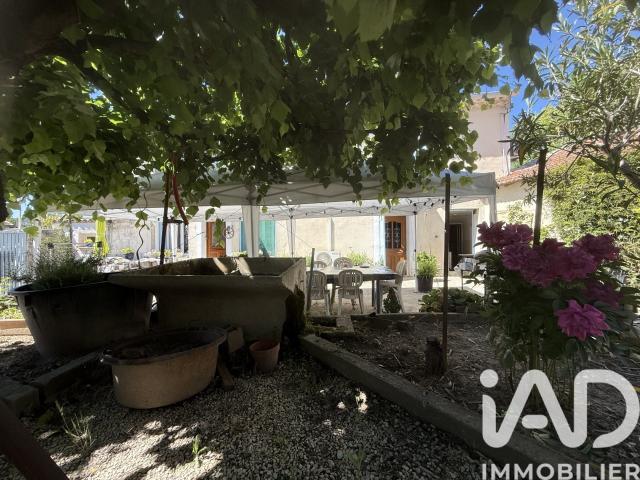 Vente Maison traditionnelle 9 pièces 208m² Mirabel aux Baronnies
