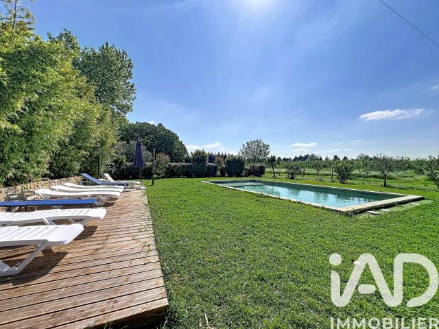 Vente Mas 13 pièces 460m² Orange