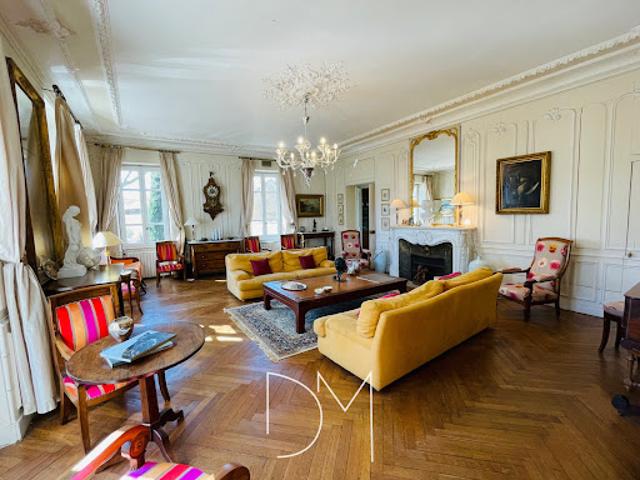 Vente Maison 15 pièces 684 m2 Orange