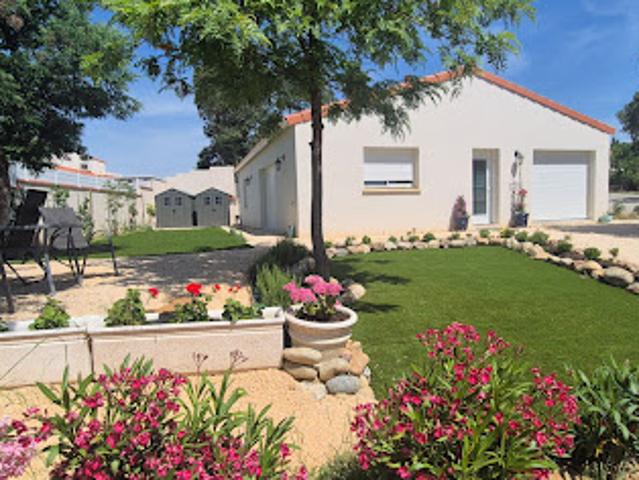 Vente Maison 24 pièces 612 m2 Ortaffa