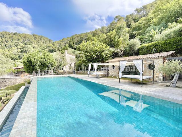 Vente Maison 7 pièces 297.5 m2 Cabris