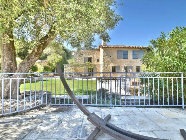 Vente mas 5 Pièce s 151m² Le Bar sur Loup