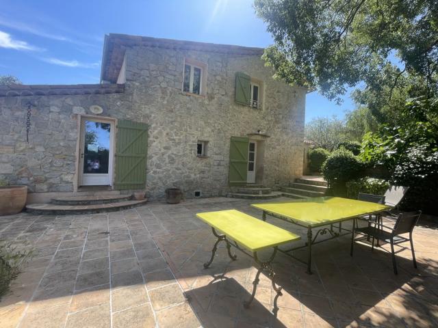 Vente mas 5 Pièce s 155m² Peymeinade