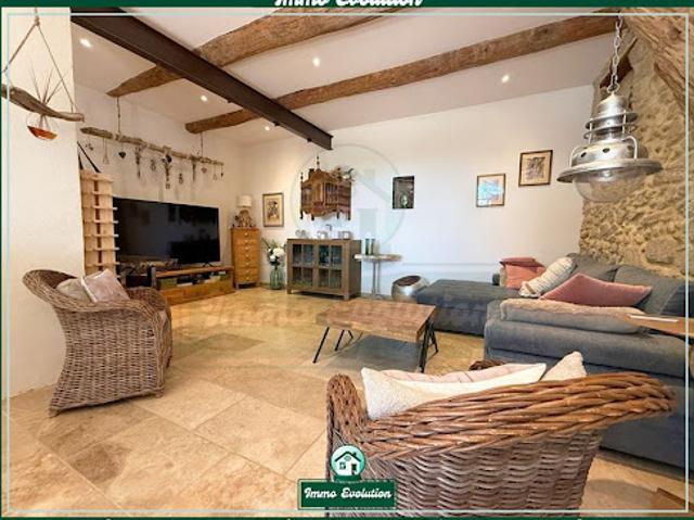 Vente Maison 6 pièces 210 m2 Camaret sur Aigues