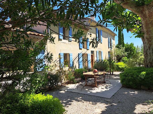 Vente Propriété 9 pièces 240 m2 Chateaurenard