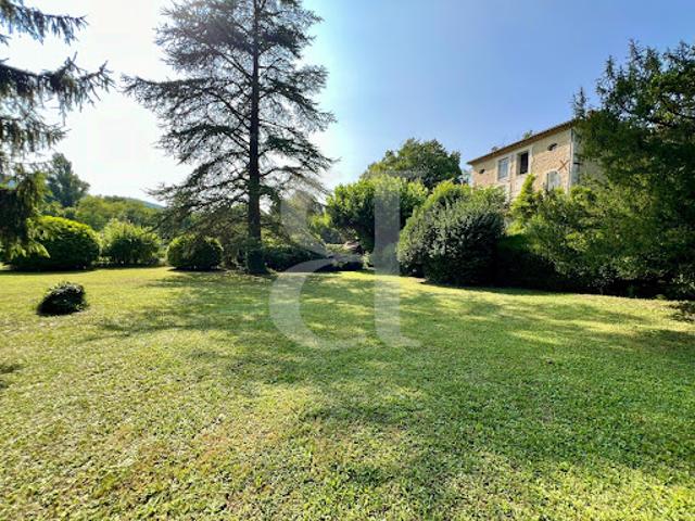 Vente Maison 9 pièces 364 m2 Dieulefit