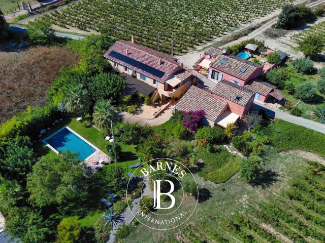 Vente Mas provençal Saint Cyr sur Mer 370m² Saint Cyr sur Mer