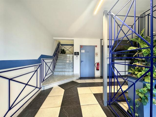 Vente Murs Local Commercial Libre De Locataire À Saisir 770m² Saint Chinian