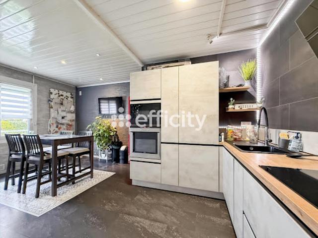 Vente Maison 4 pièces 104 m2 Joue les tours