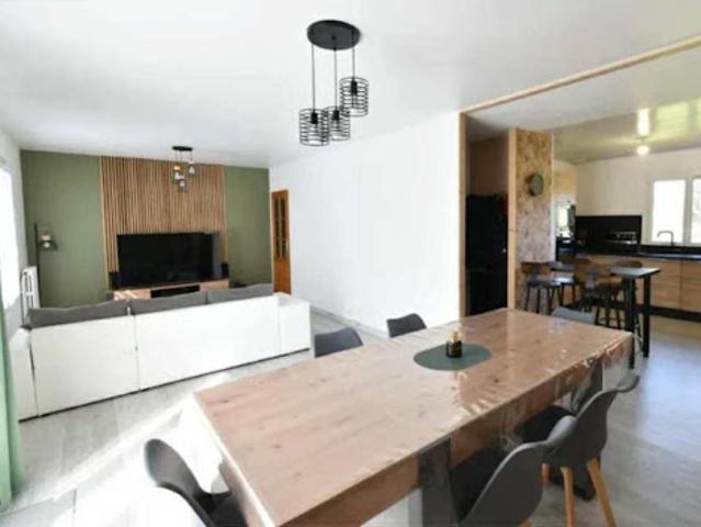 Vente Maison 5 pièces 84 m2 Arques la Bataille