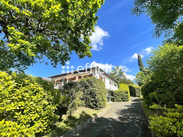Vente Maison de ville 5 pièces 138 m2 Blanquefort