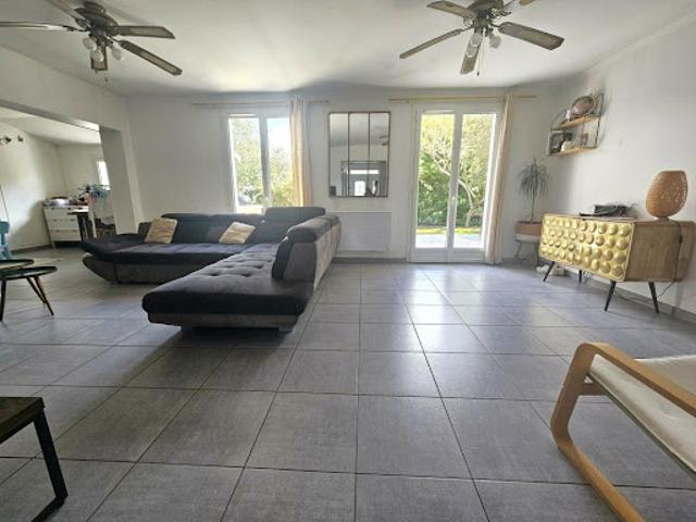 Vente Maison 6 pièces 123.37 m2 Saint Pierre du Perray