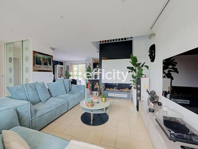 Vente Maison 6 pièces 150 m2 Chessy