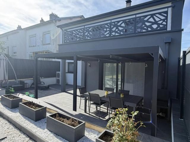 Vente Pavillon 7 pièces