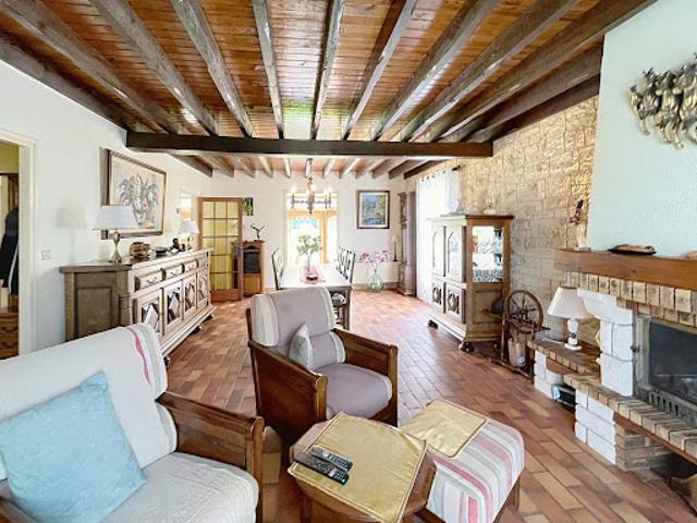 Vente Pavillon 7 pièces 146 m2 Pontruet