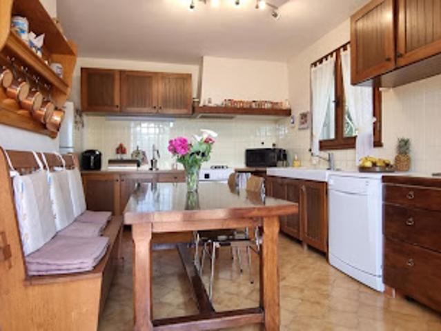 Vente Maison 7 pièces 170.19 m2 Peyruis
